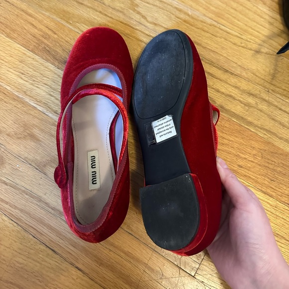 Miu Miu red velvet Mary jane ballet flats - Picture 4 of 5